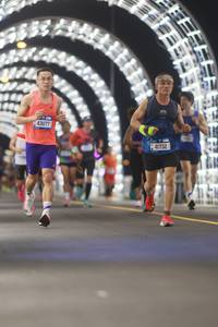 BIB: 43077, 41732, 112
                            <button type="button" onclick="openModal(20218616)" class="btn btn-primary btn-sm float-right btn-popup" data-toggle="modal" data-target=".modal-high-quality">
                        <i class="fas fa-shopping-cart"></i> Add to Cart
                    </button>
                                            <button type="button" onclick="isThisMe(20218616, true)" class="btn btn-success btn-sm float-right btn-popup btn-isme hidden" data-toggle="tooltip" data-placement="bottom" title="นี่คือรูปของคุณใช่ไหม คลิกที่นี่เพื่อเอาเข้าอัลบั้ม">
                        <i class="fas fa-plus"></i> Add to album
                    </button>
                    <button type="button" onclick="isThisMe(20218616, false)" class="btn btn-warning btn-sm float-right btn-popup btn-isnotme hidden">
                        <i class="fas fa-ban"></i> Remove from album
                    </button>